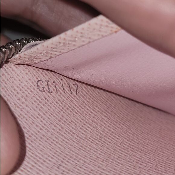 LOUIS VUITTON Epi Zippy Wallet Long Wallet Rose Valerine - Picture 13 of 16